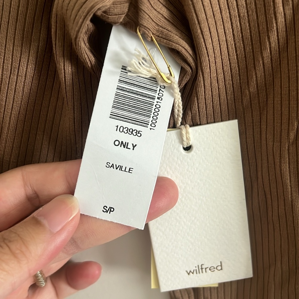 NWT Aritzia Wilfred Only Long Sleeve Blouse - Saville / Tan Brown (S) - Picture 4 of 7